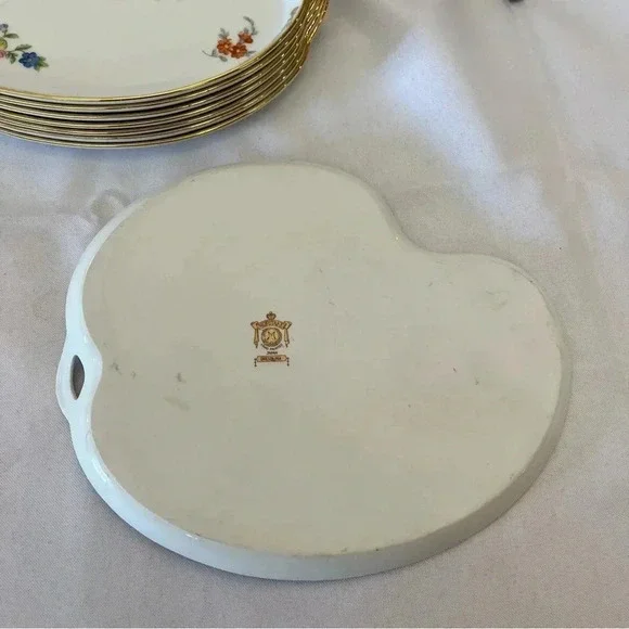 Vintage Noritake Japan Dresdlina Floral + Gold Painted Luncheon Plates - Picture 5 of 6